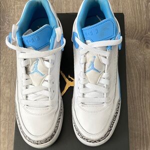 Jordan- Spizike low - white and University blue